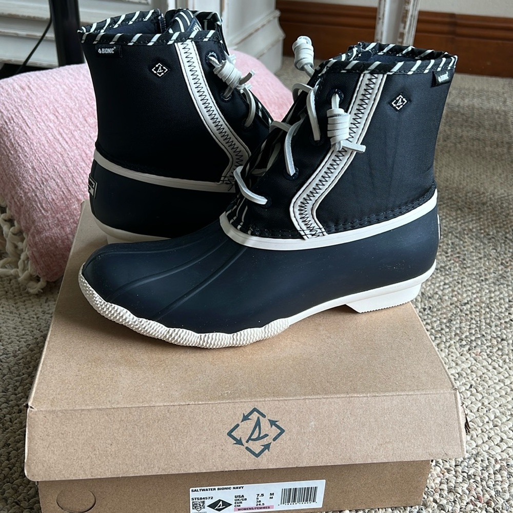 Sperry saltwater bionic rain boots